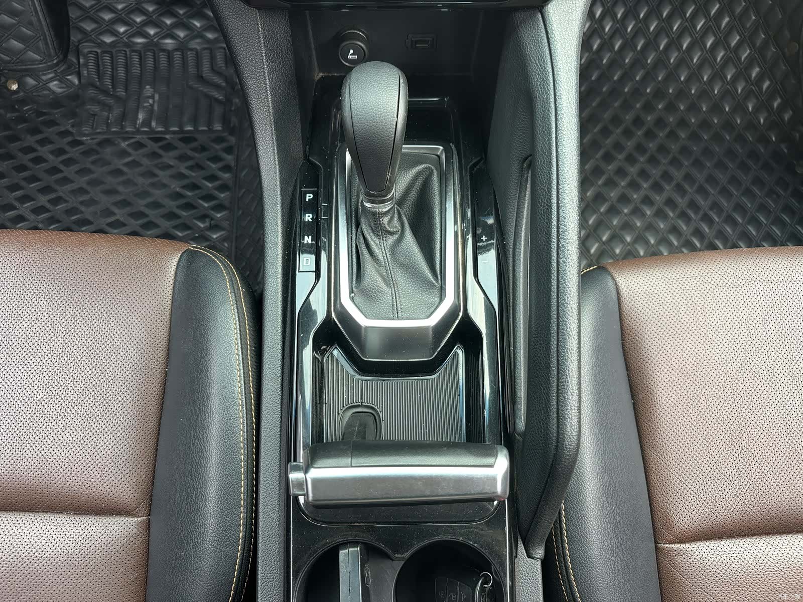 JMC S350, 2016 14