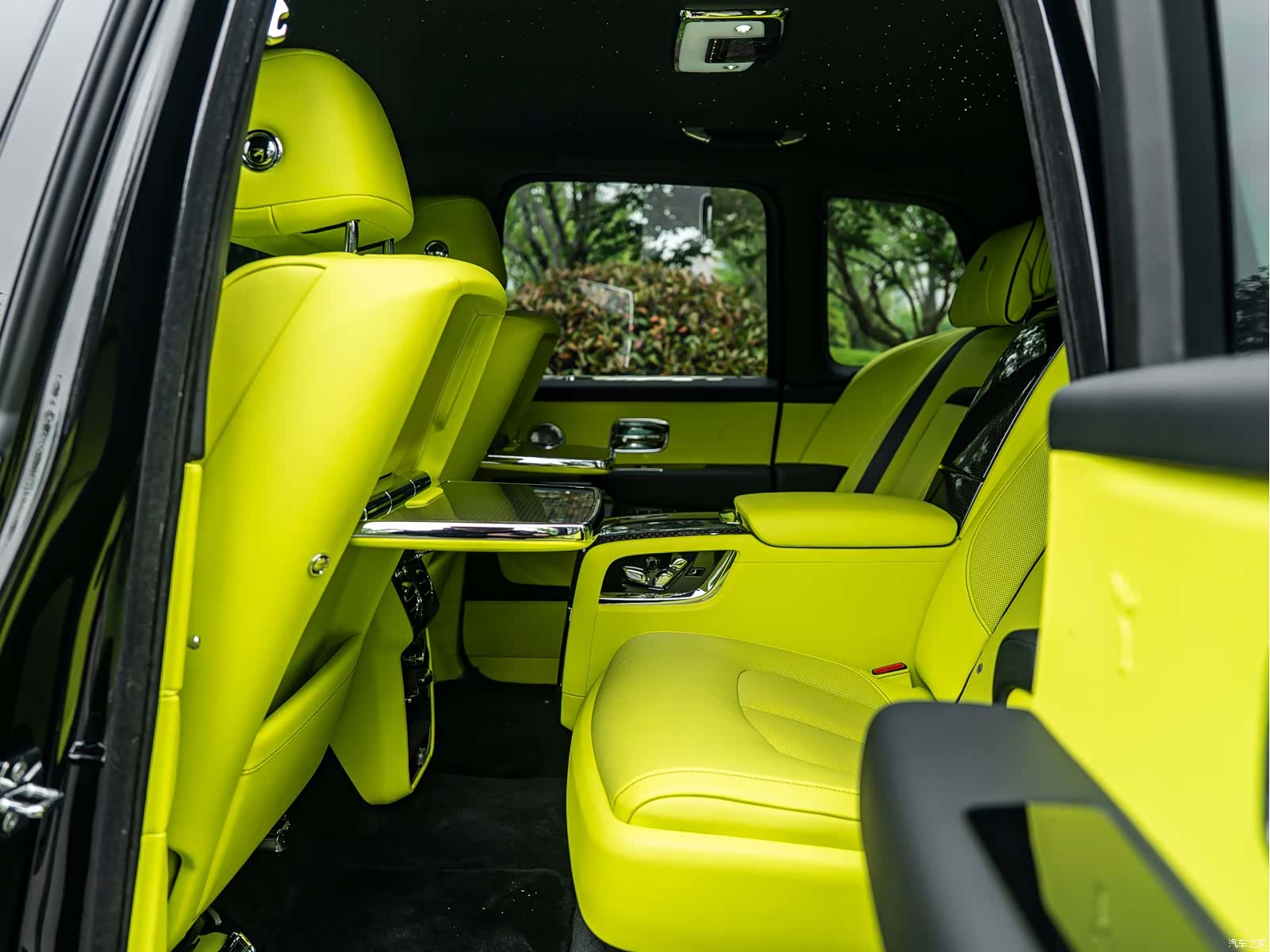 Rolls-Royce Cullinan, 2025 14