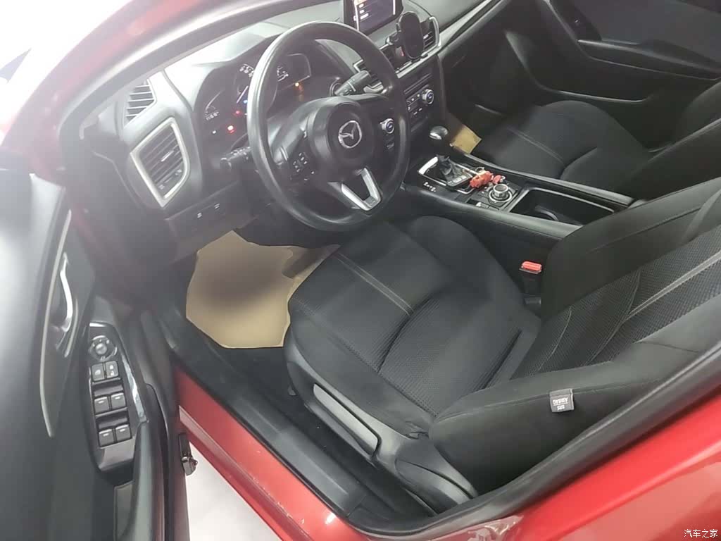 Mazda Mazda3, 2017 16