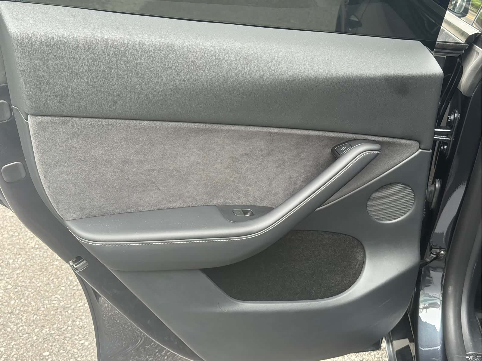 Tesla Model Y, 2024 15