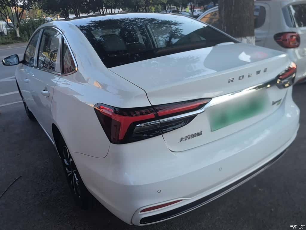 Roewe i6, 2026 все фото