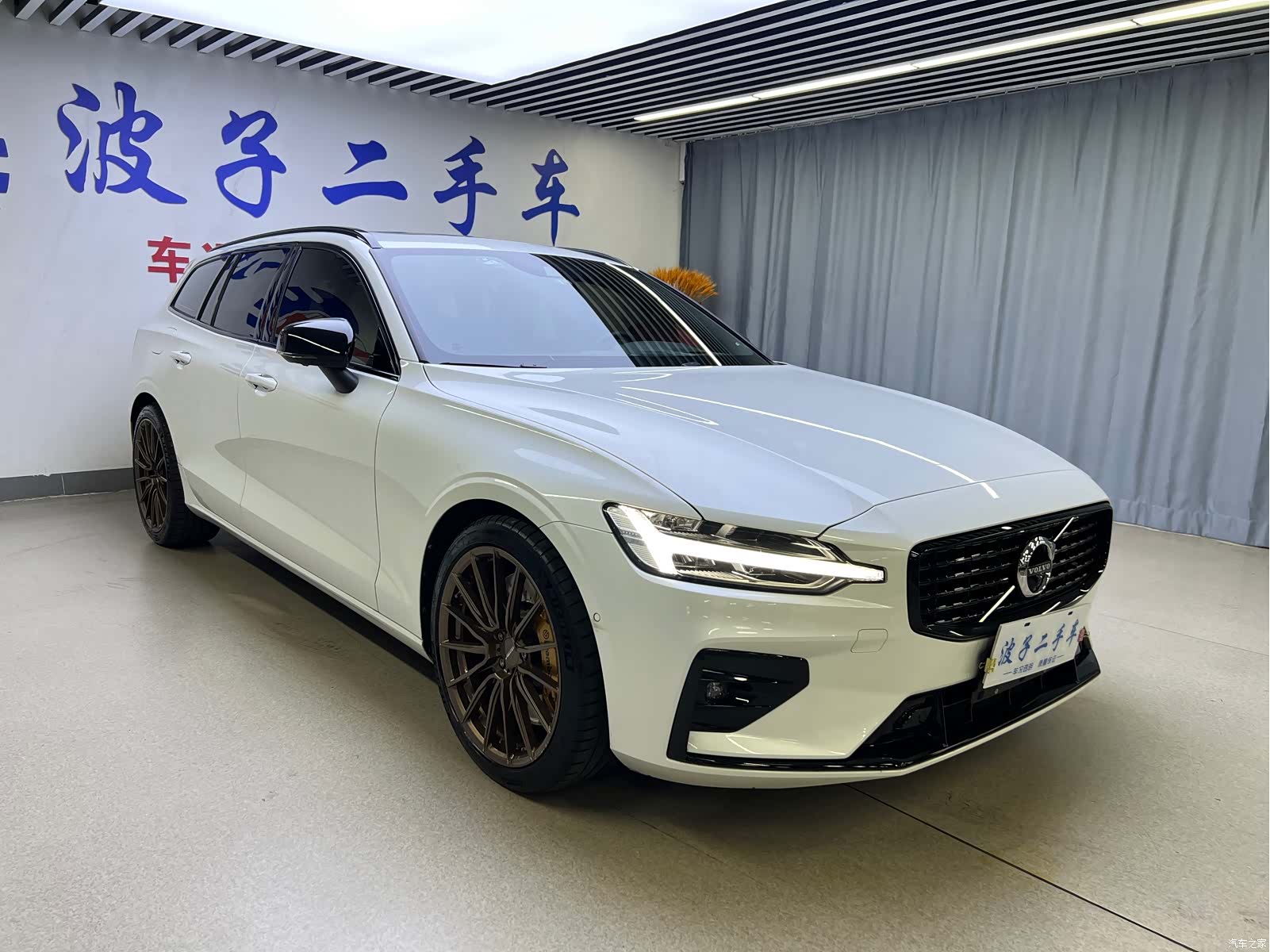 Volvo V60, 2022 3
