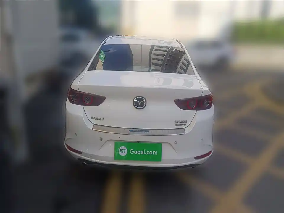 Mazda 3 Angkesaila
