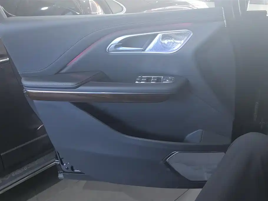 Hongqi HQ9 Hongqi HQ9
