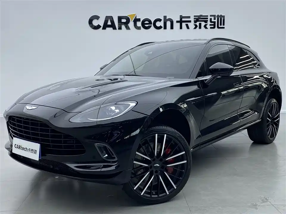 Aston Martin DBX