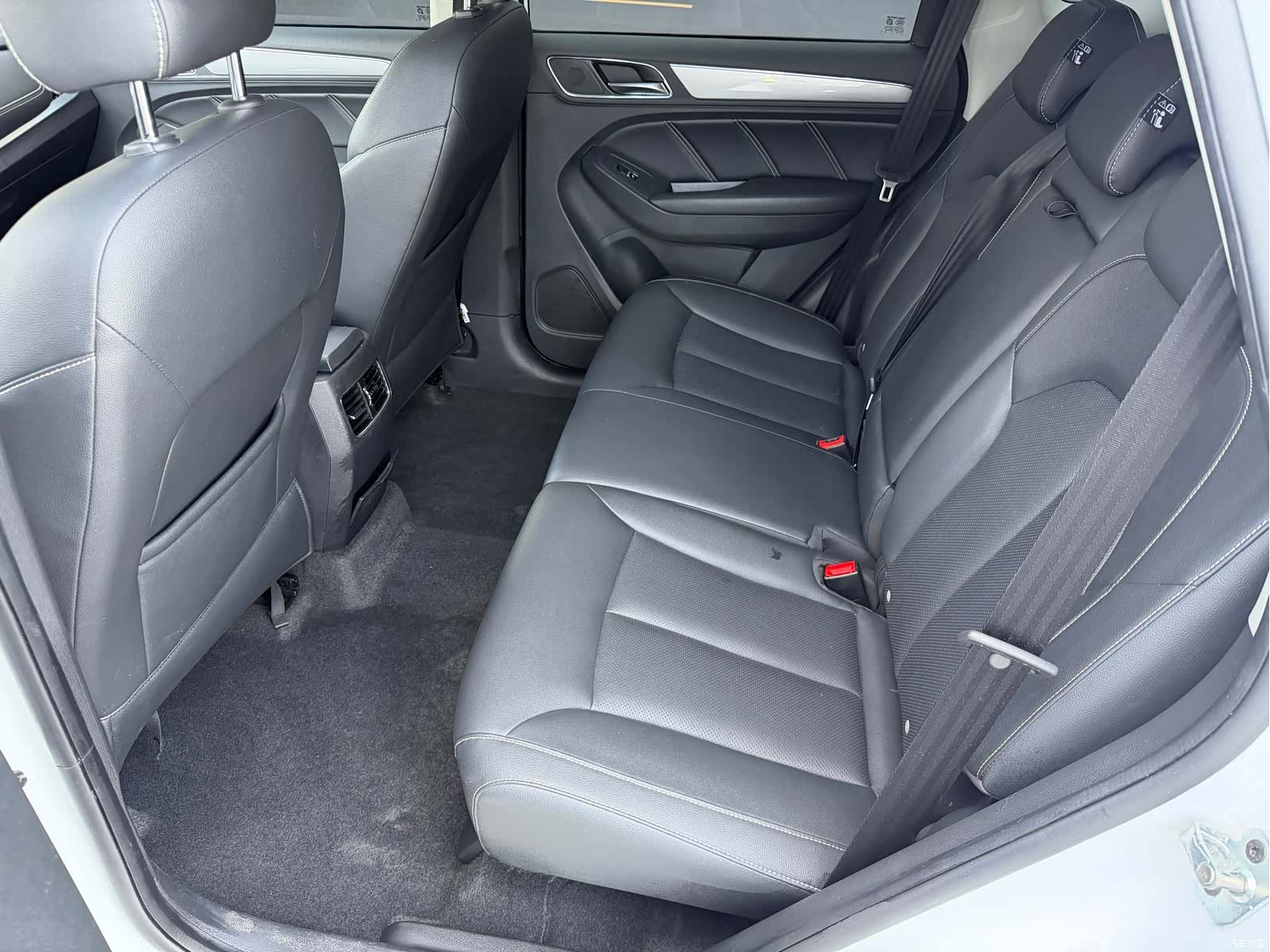 Roewe RX5, 2018 6