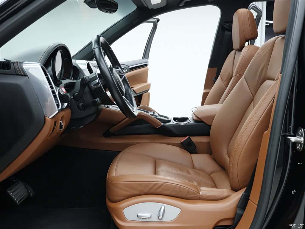 Porsche Cayenne, 2016 3