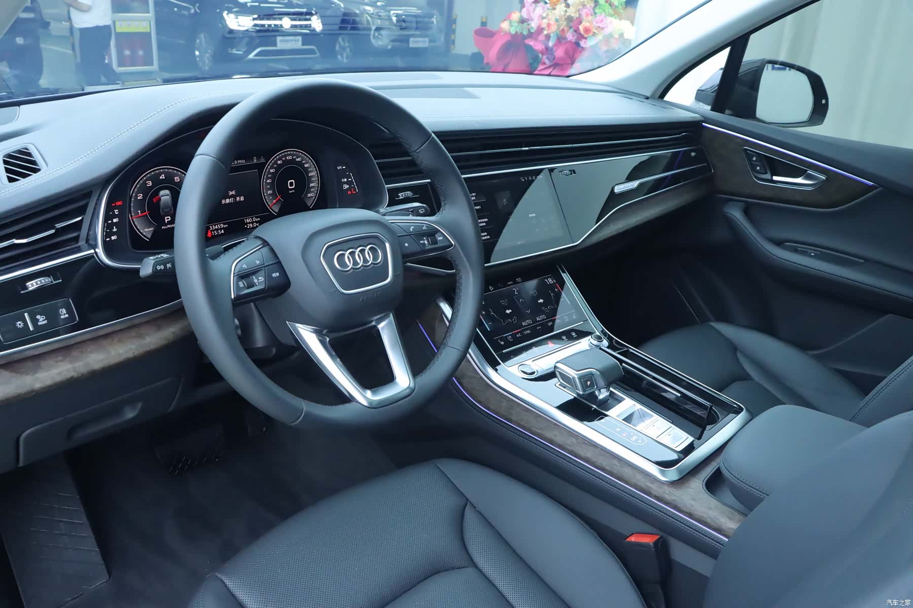 Audi Q7, 2023 6