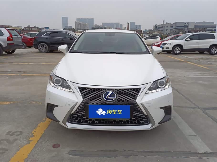 Lexus CT