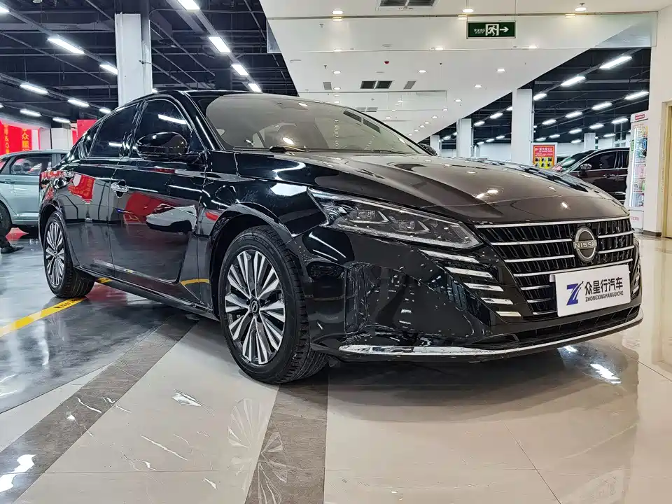 Nissan Teana