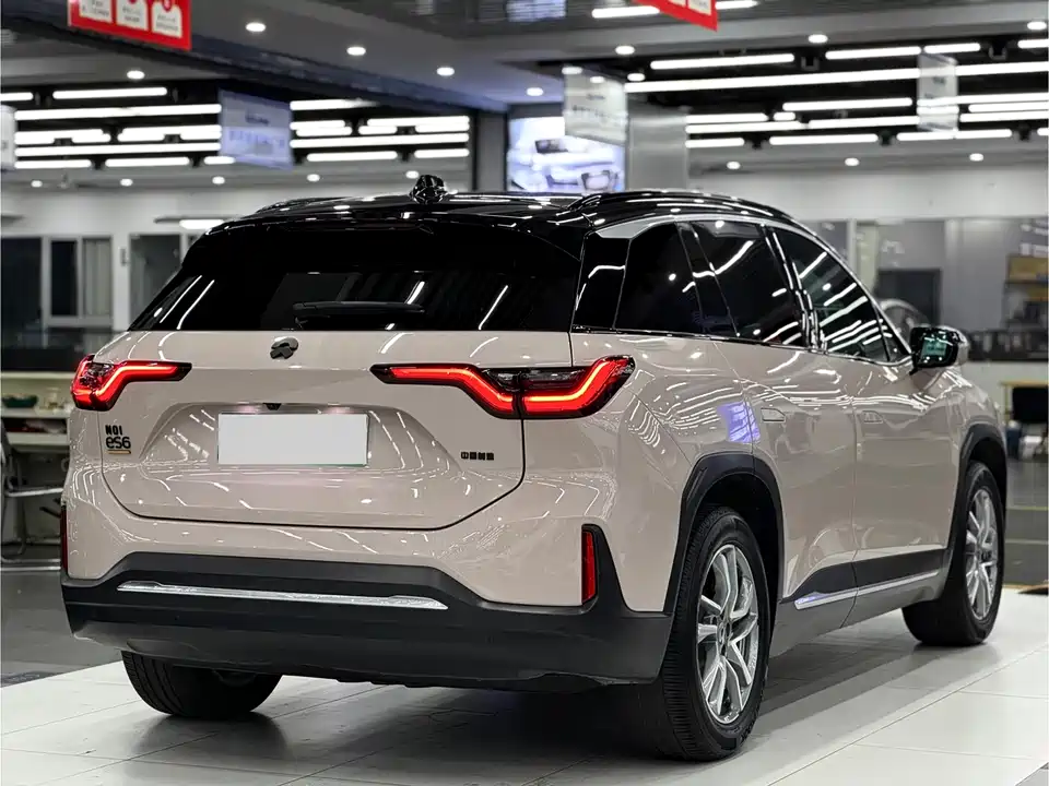 NIO ES6