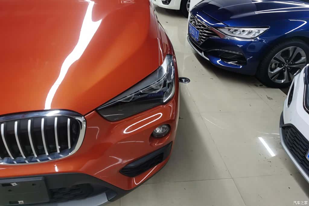 BMW X1, 2018 все фото