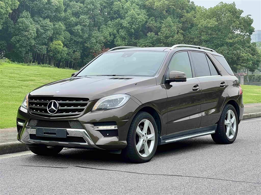 Mercedes-Benz M