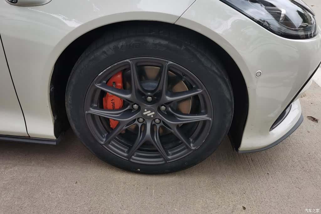 IM Motors L6, 2024 6