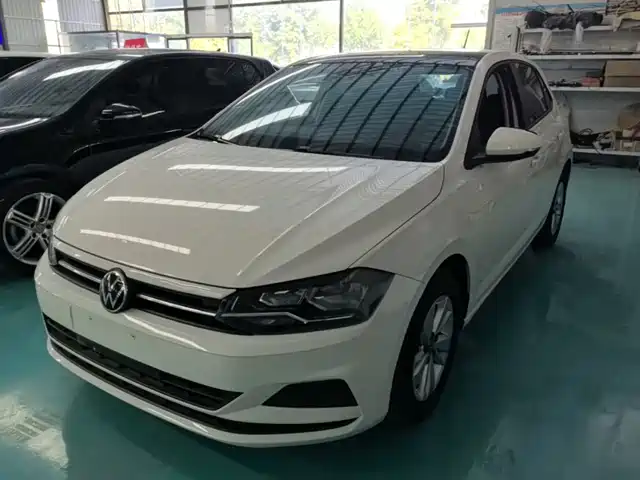 Volkswagen Polo 2021 — купить из Китая под заказ