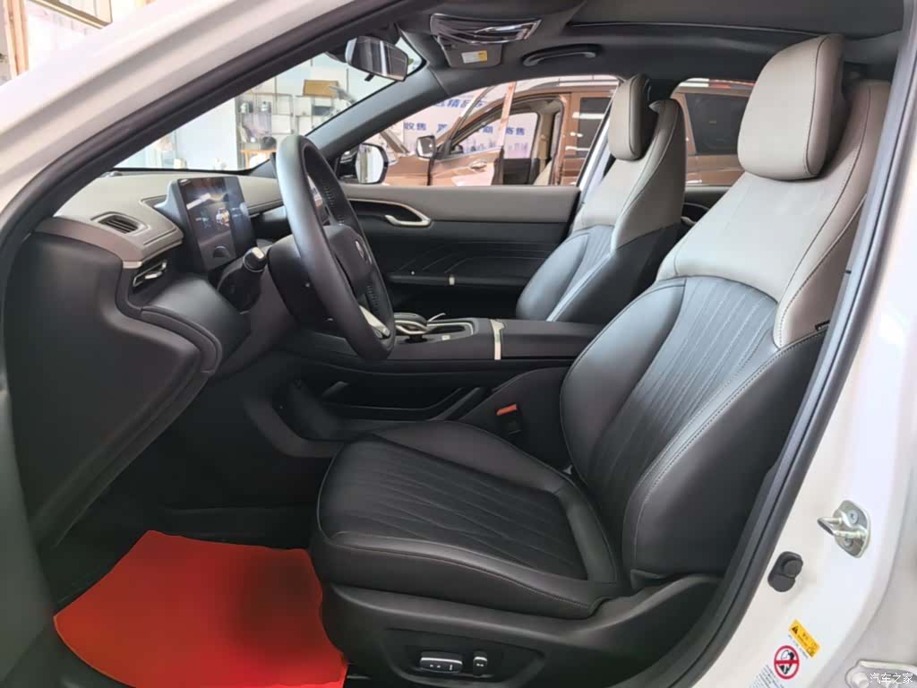 Changan Eado, 2025 15