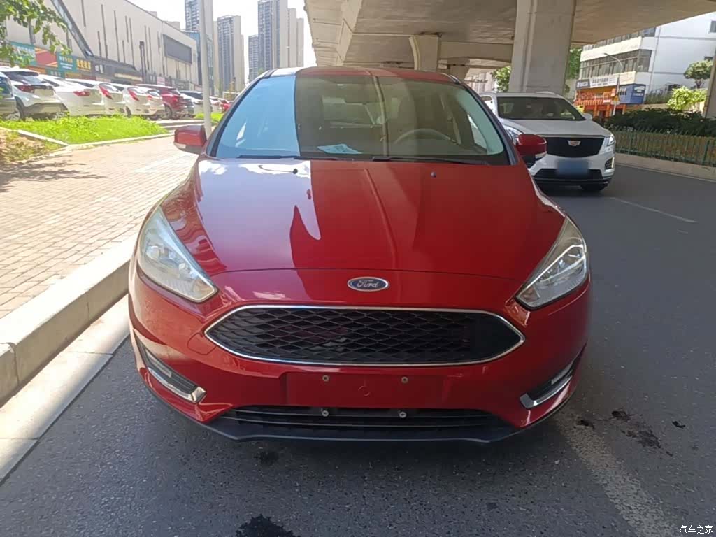 Ford Focus, 2015 3