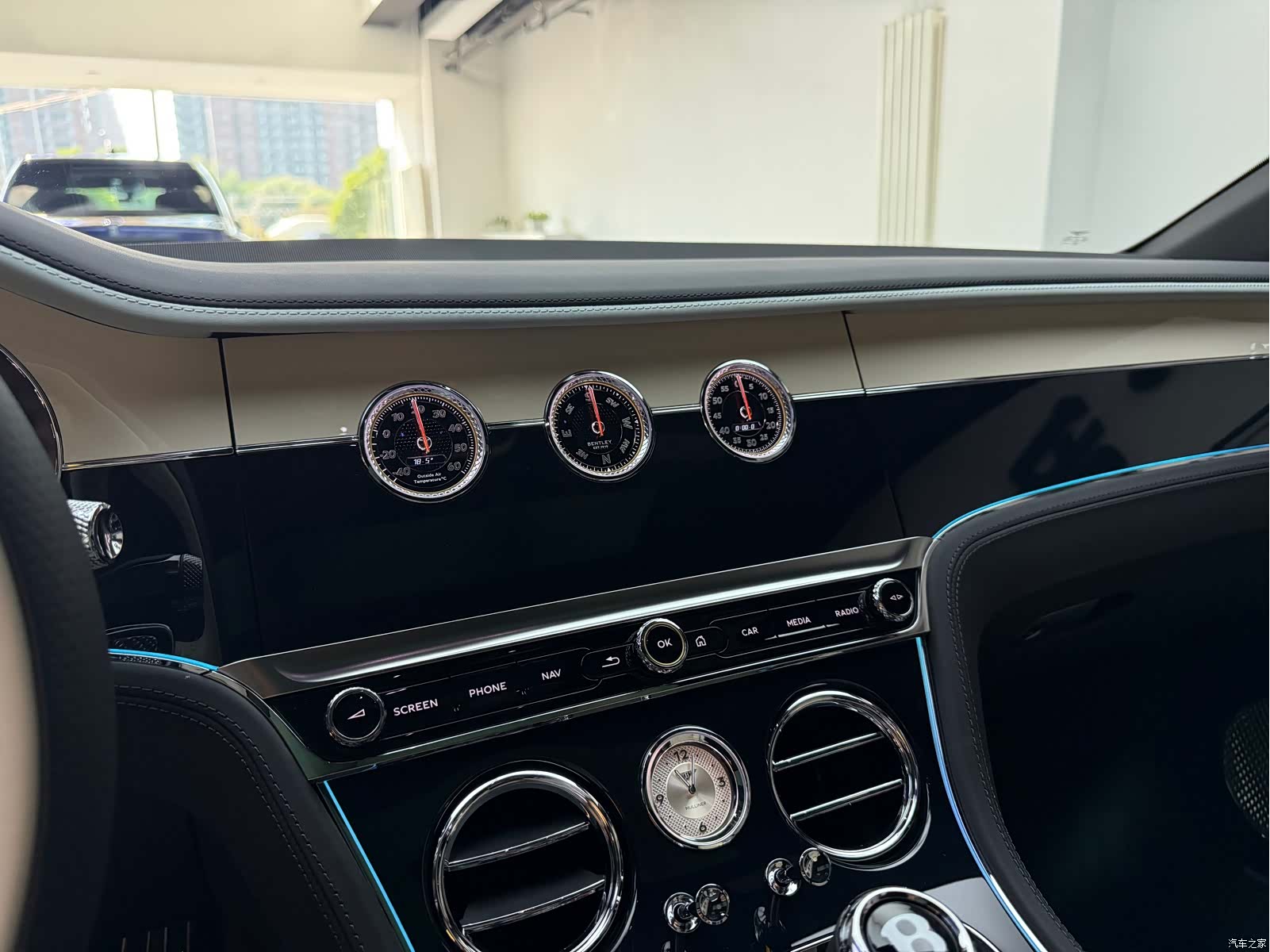 Bentley Continental GT, 2025 22
