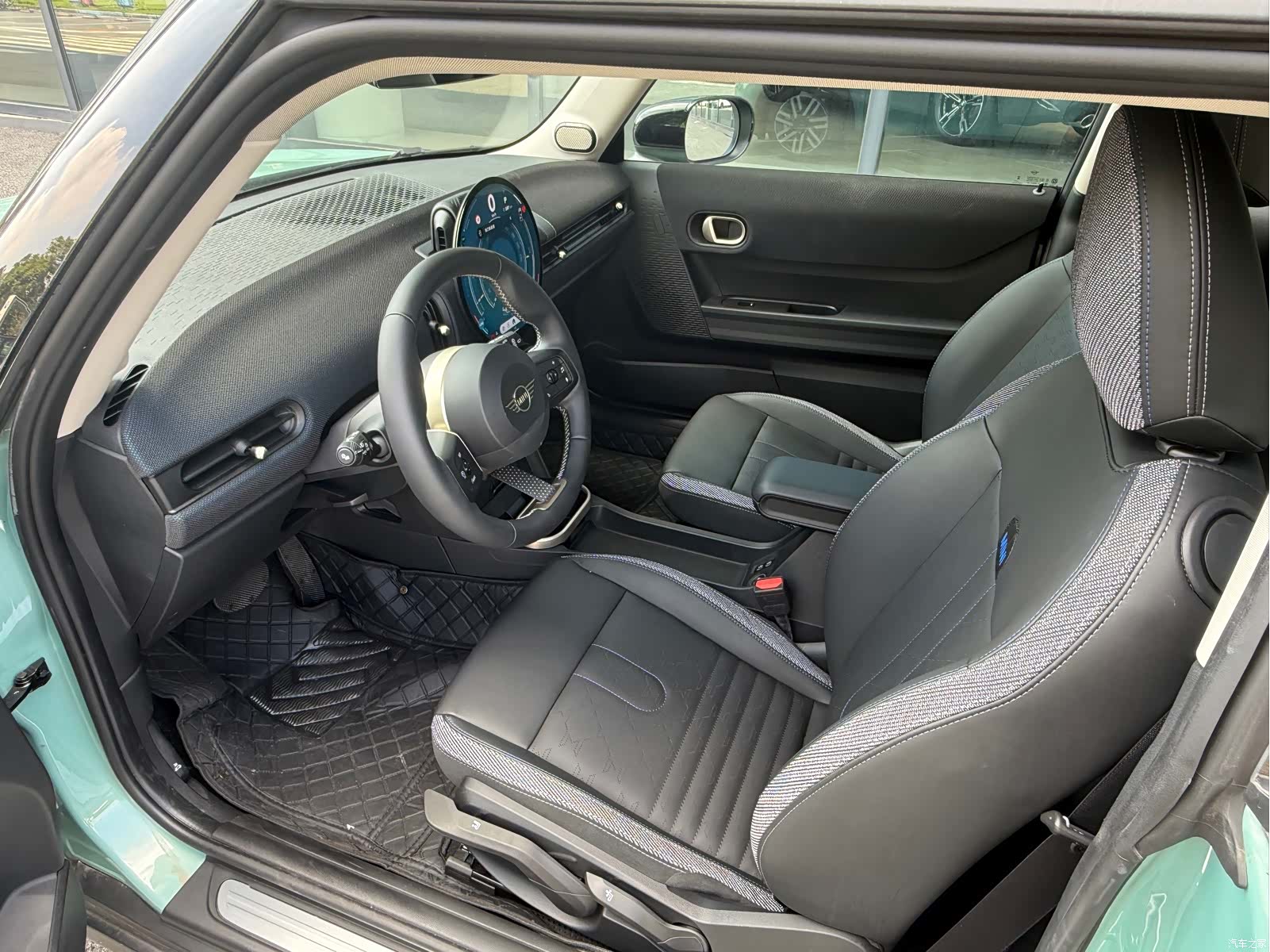 Mini Cooper, 2025 7