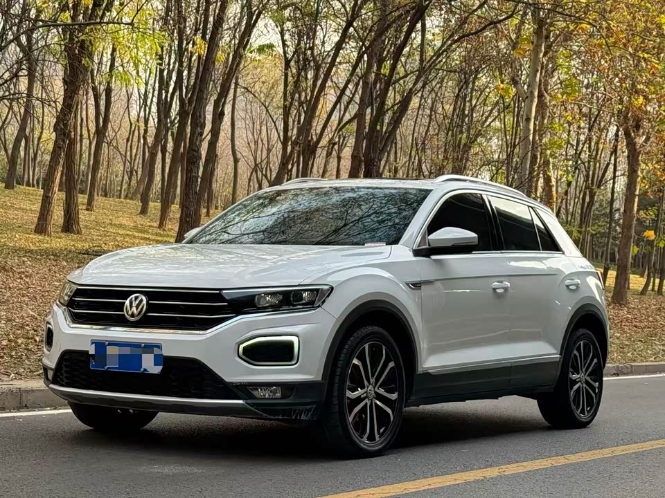 Volkswagen T-ROC exploring Songs