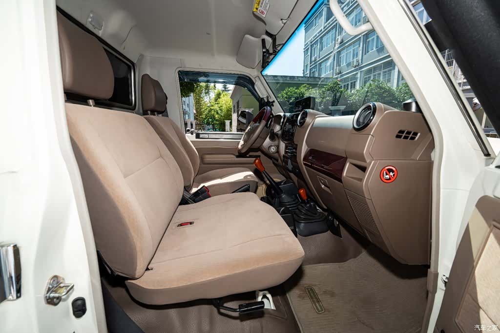 Toyota Land Cruiser, 2024 8