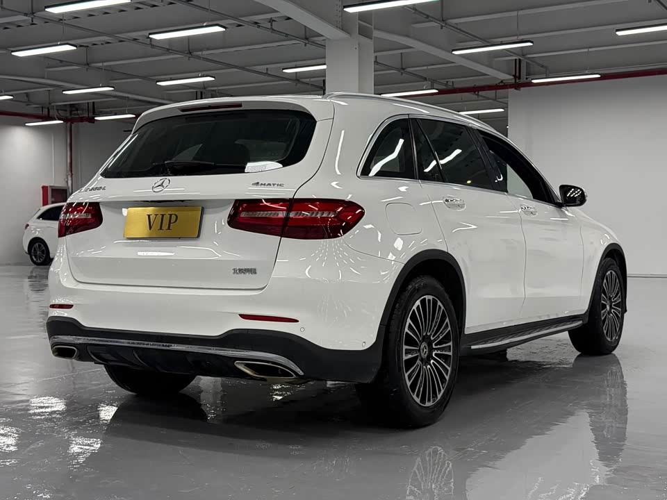 Mercedes-Benz GLC Mercedes-Benz GLC