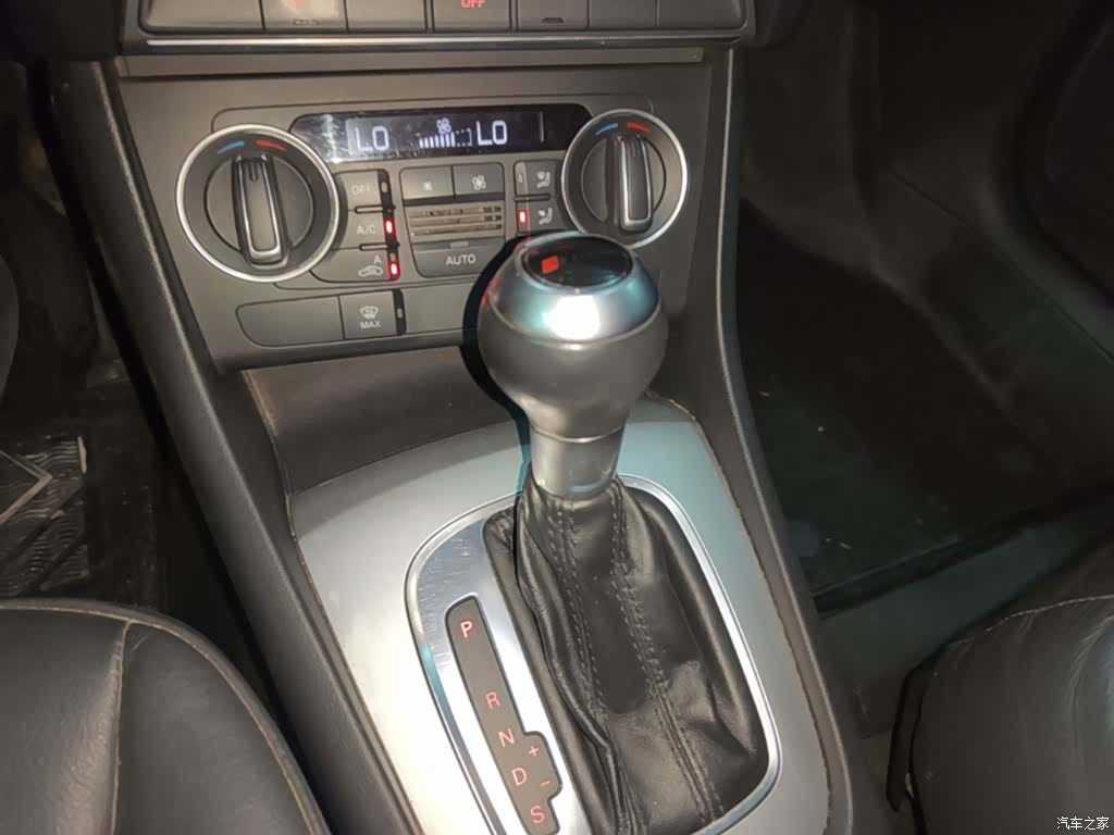 Audi Q3, 2017 14