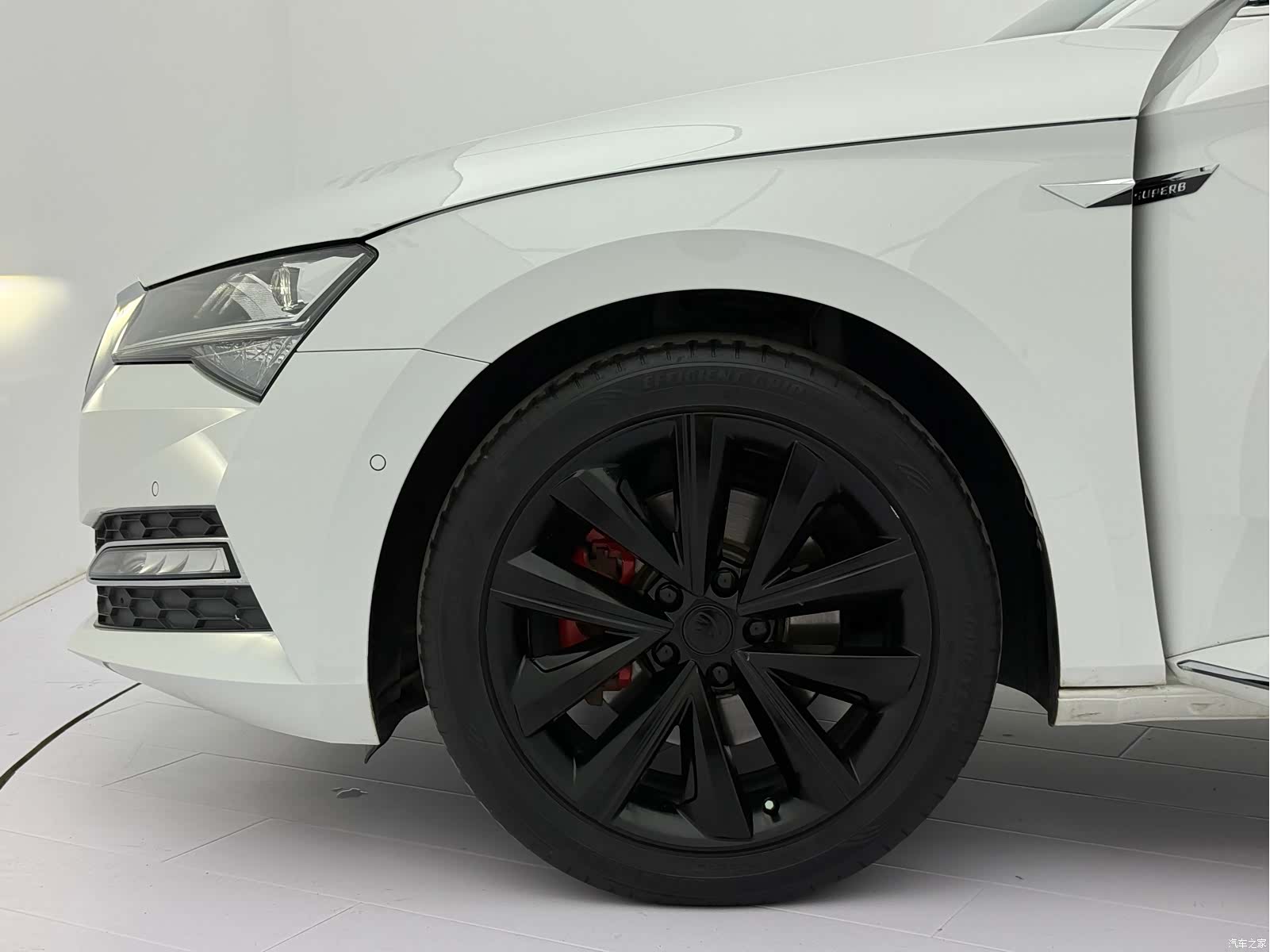 Skoda Superb, 2023 21