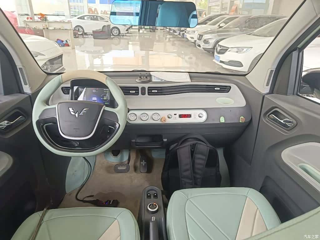 Wuling MINIEV, 2021 10