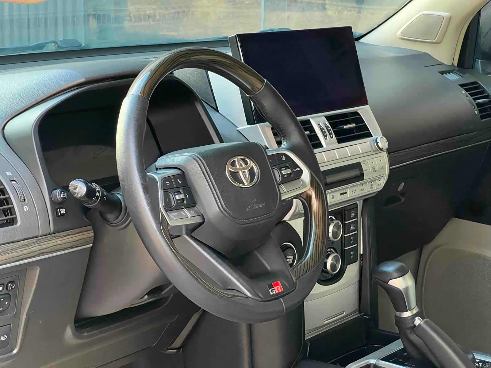 Toyota Prado, 2013 4