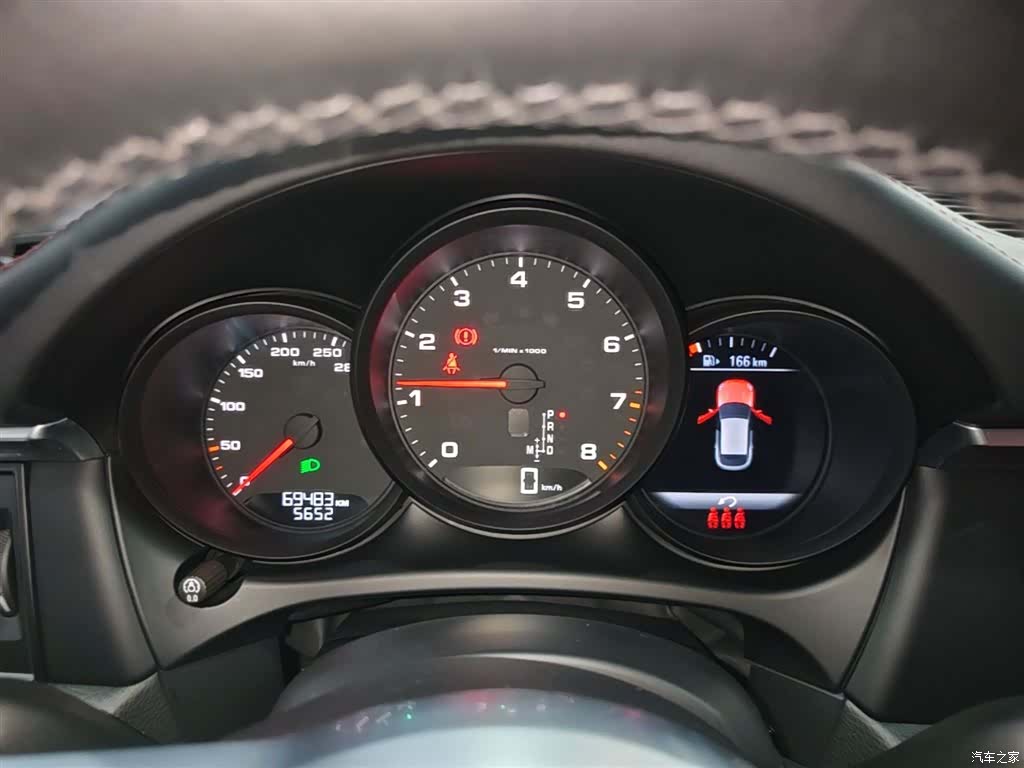 Porsche Macan, 2021 12