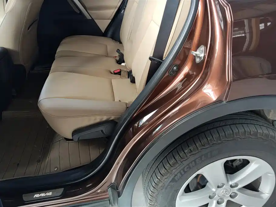 Toyota RAV4 Rongfang