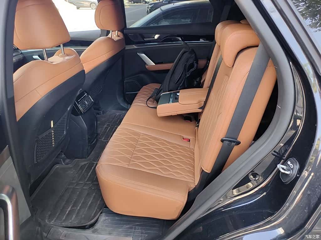 BYD Tang, 2023 17