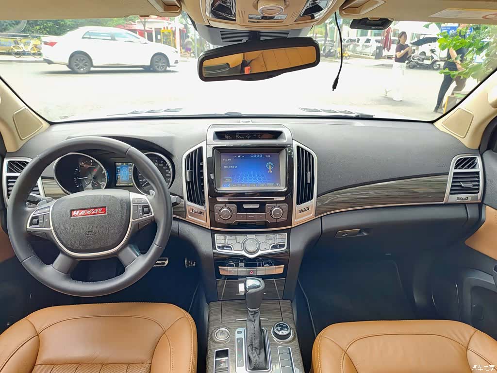 Haval H9, 2015 10