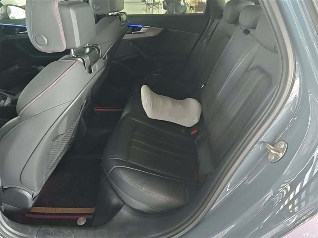 Audi A4L, 2023 17