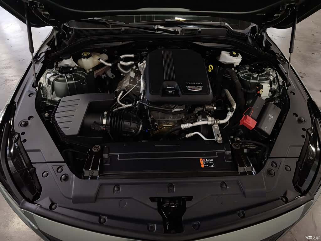 Cadillac CT5, 2024 6