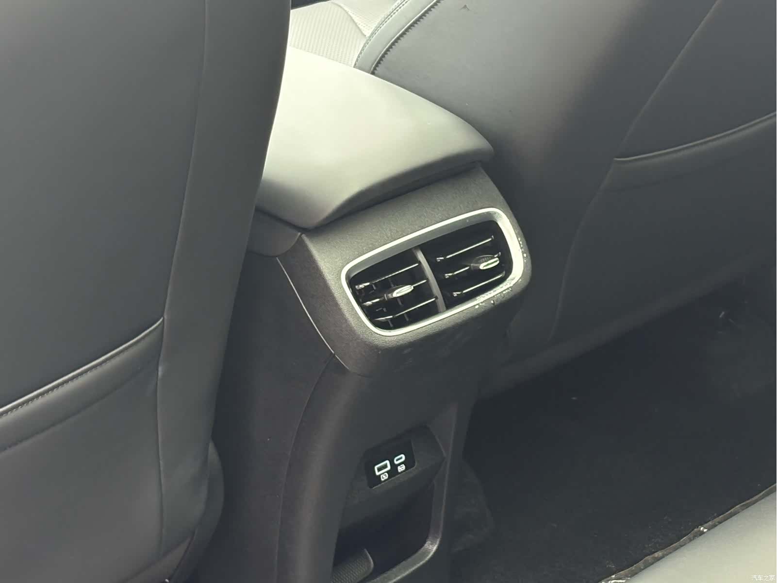 BYD HiAce, 2025 16