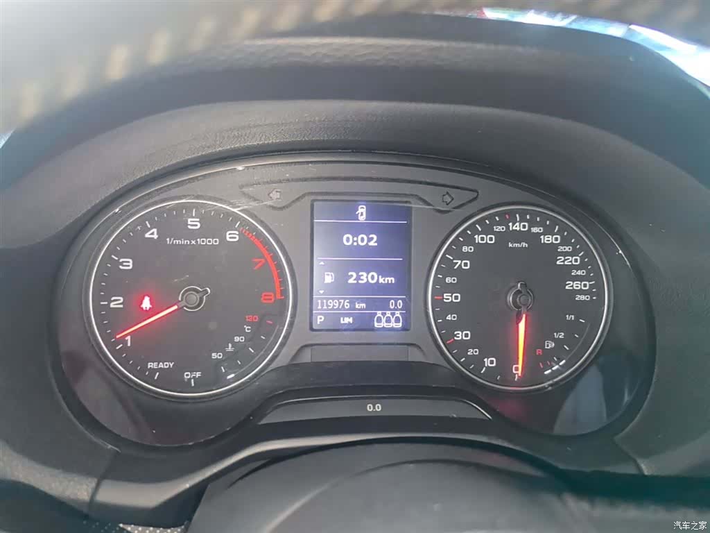 Audi Q2L, 2019 12