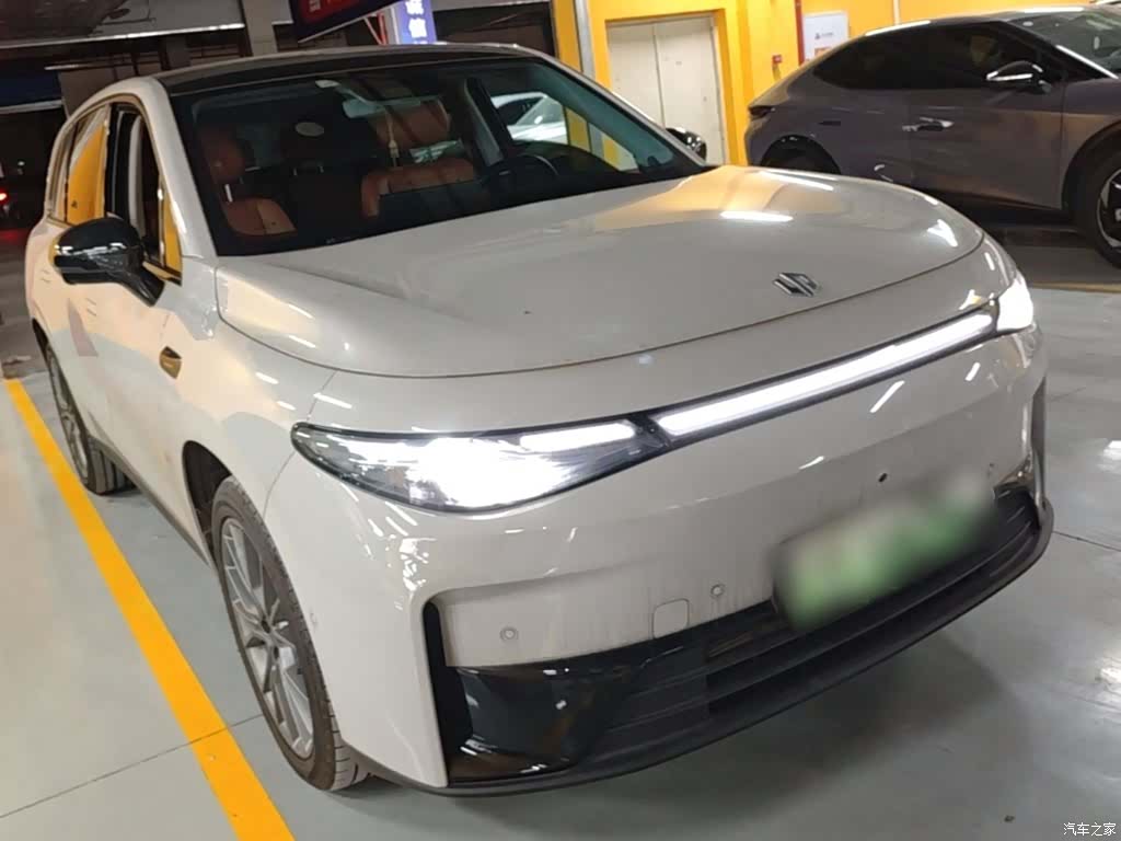 Leapmotor C10, 2025 4