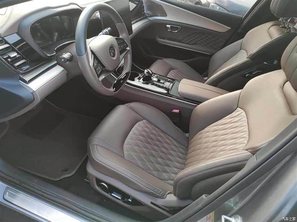 BYD Han, 2022 11