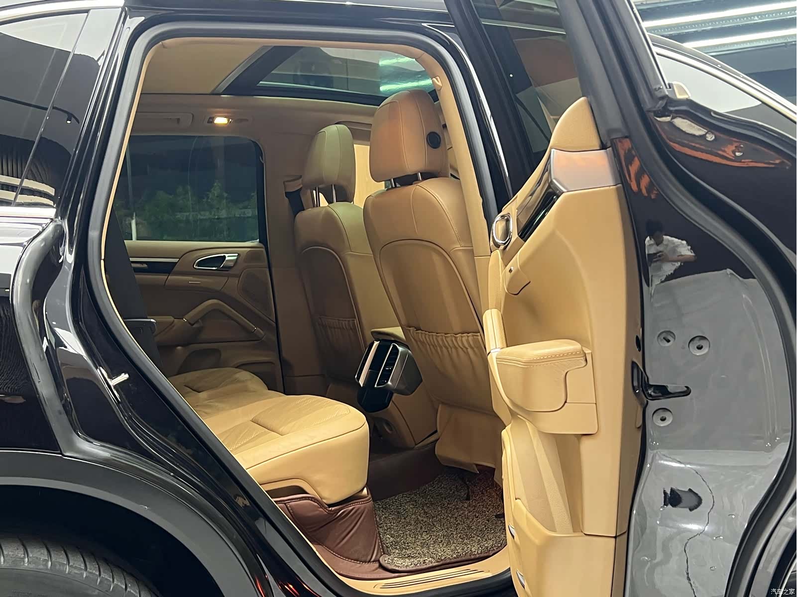 Porsche Cayenne, 2013 25