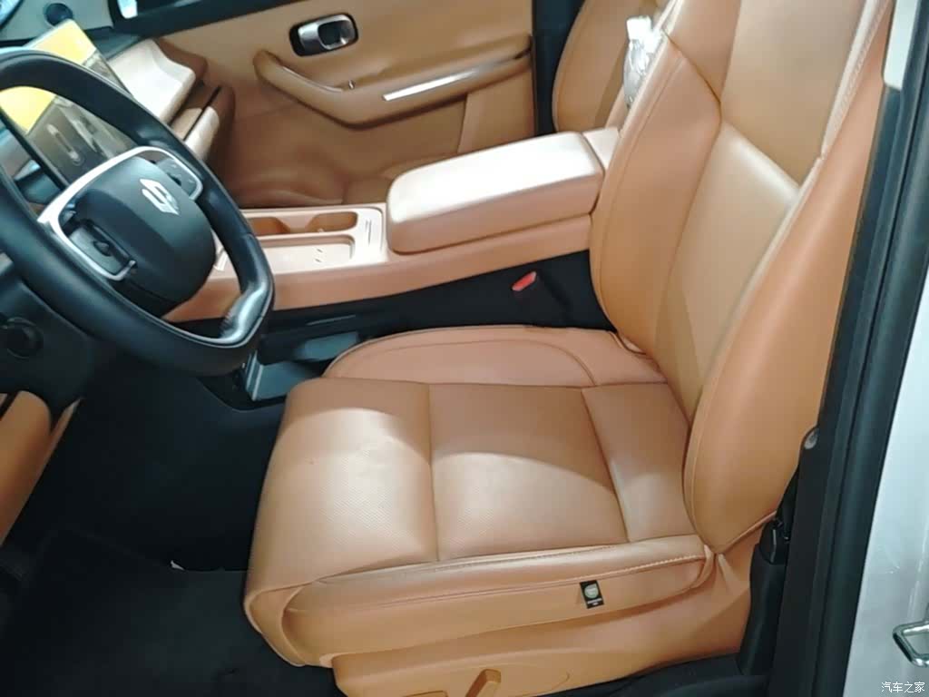 Leapmotor C10, 2025 15