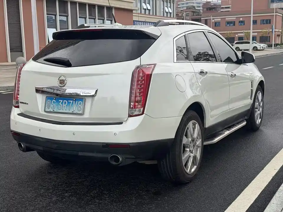 Cadillac SRX