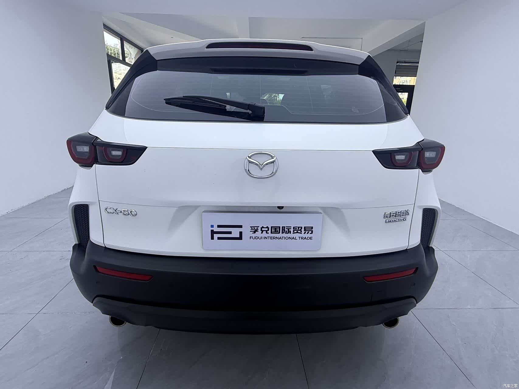 Mazda CX-50, 2024 все фото
