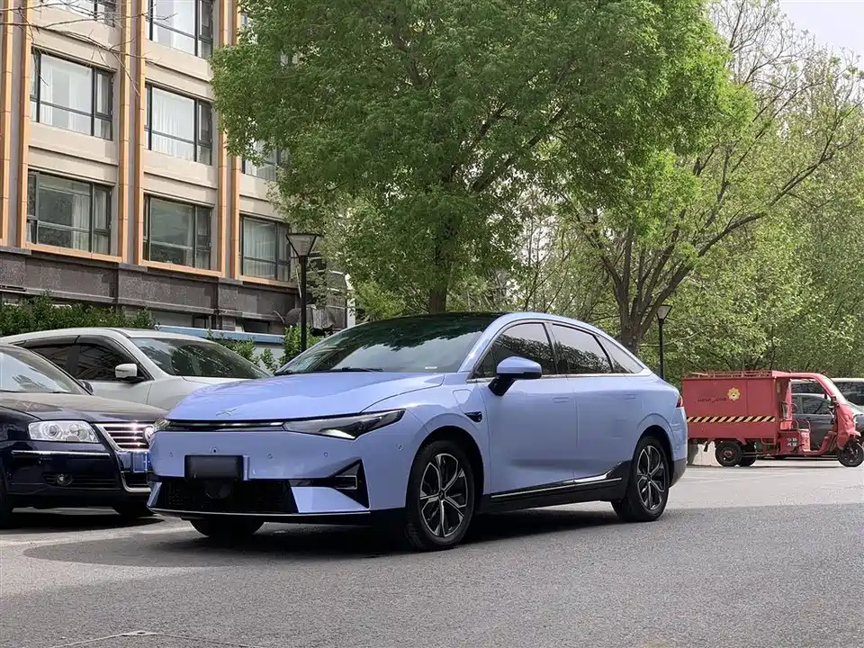 XPENG P5