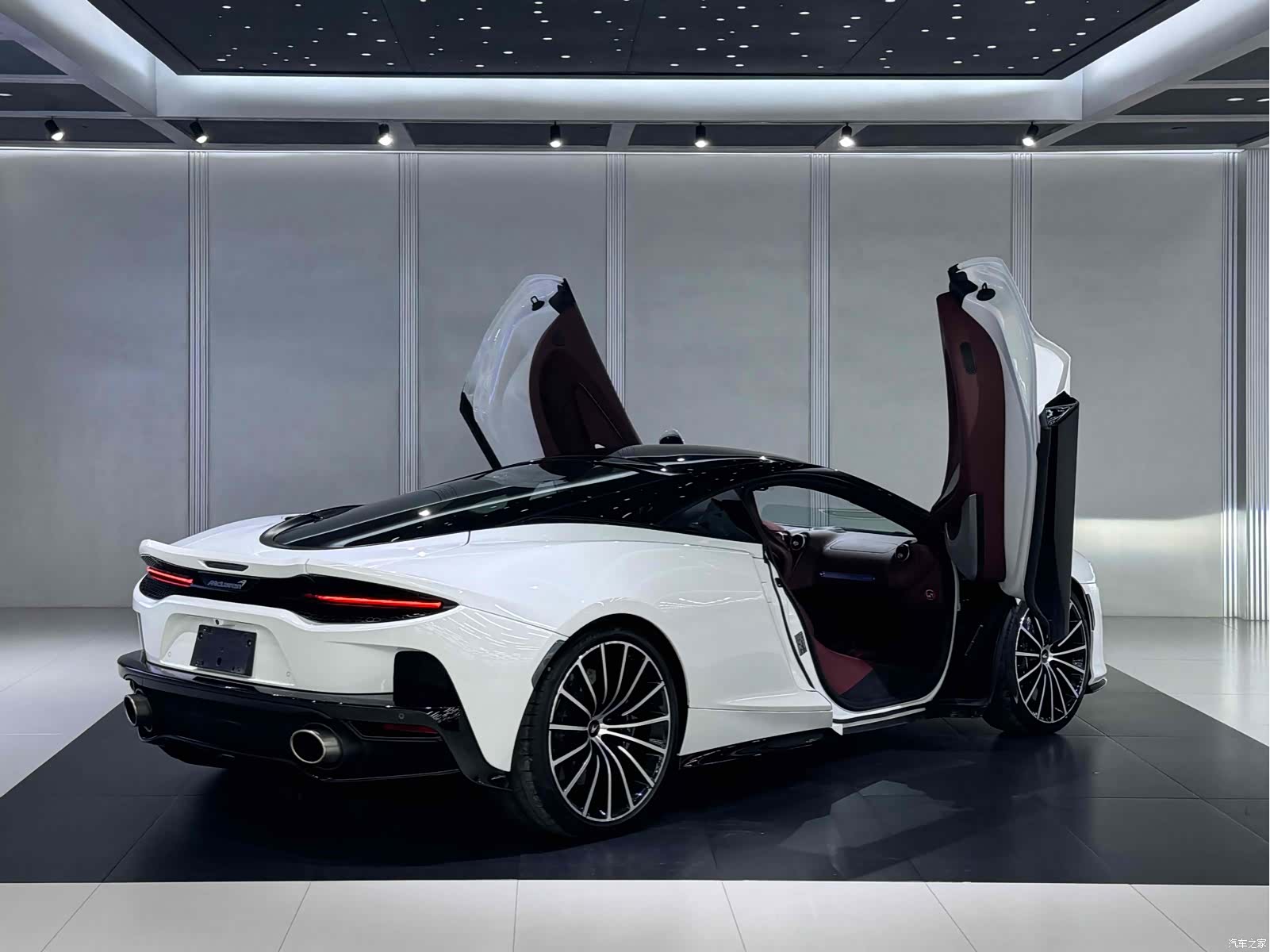 McLaren GT, 2023 4