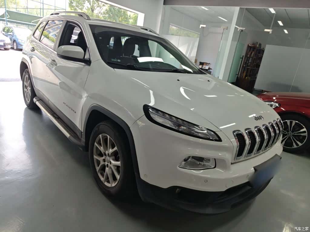 Jeep Cherokee, 2016 4