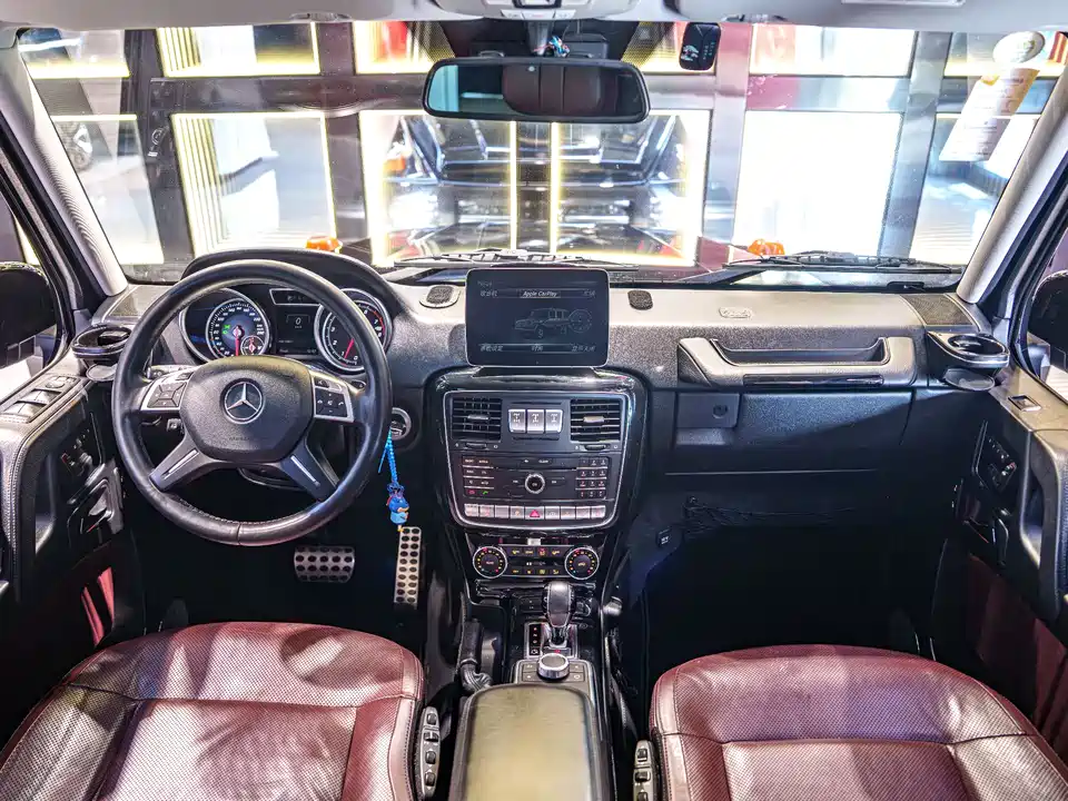 Mercedes-Benz G-class