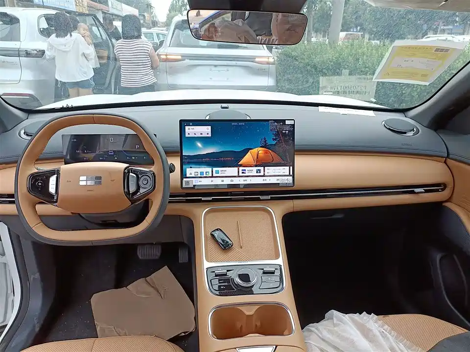 Geely Galaxy Galaxy Starship 7 EM-i