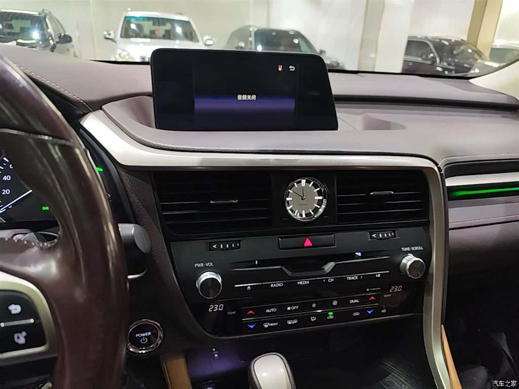 Lexus RX, 2018 13